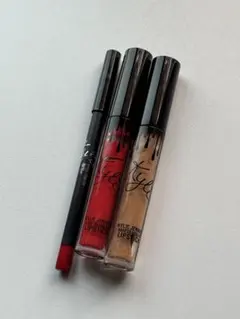 正規品 Kylie Jenner リップセット