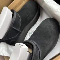 UGG クラシックウルトラミニプラットフォーム