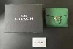 COACH グリーン 二つ折り財布