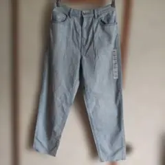 【未使用】UNIQLO JEANS　ライトブルー　ストレートデニム　28サイズ