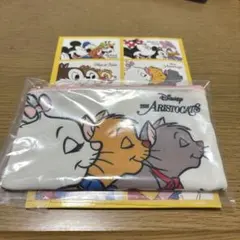 ディズニーストア シークレットポーチ　おしゃれキャット　マリー