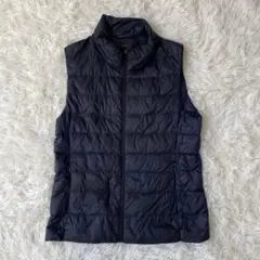 ユニクロ　ウルトラライトダウンベスト　S　ネイビー　ライナー　防寒◆A723