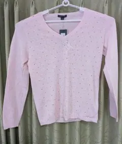 新品未使用 トミーヒルフィガー Vネック ニット 薄手セーター ピンク タグ付き