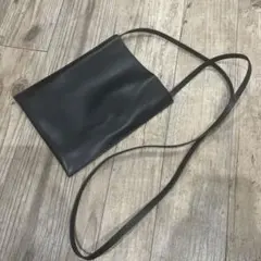 Irose パンチングレザー スマホショルダーバッグ - メルカリ