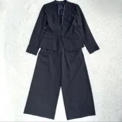 ベルーナ　RyuRyu スーツ　ネイビー