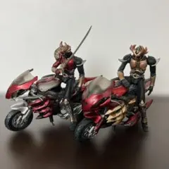 【S.I.C.匠魂 仮面ライダー】仮面ライダーアギト＆マシントルネイダー