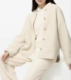 ユニクロ ボアフリースリラックスカーディガン オフホワイトMサイズ 新品未使用