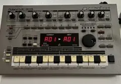 Roland MC-307 Groovebox 完動品 ACアダプター付 - メルカリ