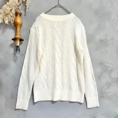グローバルワーク　薄手ニット　（S）ホワイト　美品　a322