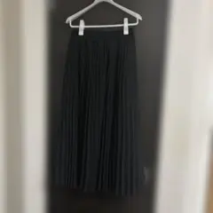 【値下げしました】GU プリーツロングスカート ブラック