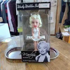 Funko Wacky Wobbler Marilyn Monroeのサムネイル