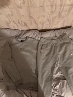 Oakley グレー スウェットシャツ・パンツセット