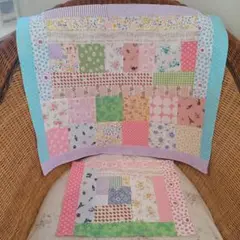 ハンドメイド、パッチワークタペストリーと、ランチョンマットのセット