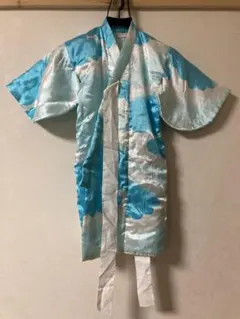 仕立て上がりの綿入れ一つ身着物です。