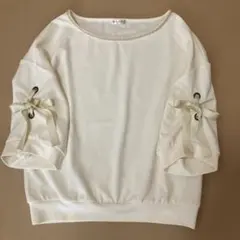 axes femme ハトメリボンカットプルオーバー　M アイボリー