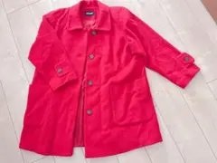 赤色 ボタン付きロングコート