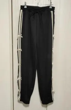 サイドラインリボンパンツ