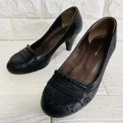 Item thumbnail for item b7cd7241-ee2b-4f32-b645-5ffc5f1d19b9