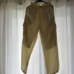 LOWRYS FARM カーゴパンツ アイボリーのサムネイル