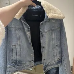 COACH ボア襟付きデニムジャケット