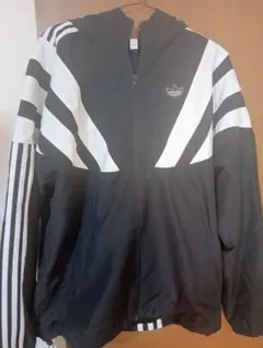adidas ナイロンジャケット M 定価15000円 トレフォイルロゴ入り