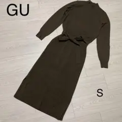 GU ジーユー　ニットワンピース