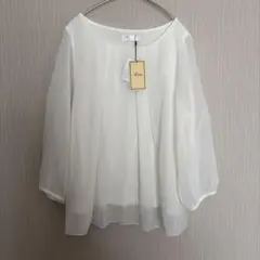【BELLUNA】シフォンブラウス　オフホワイトのサムネイル