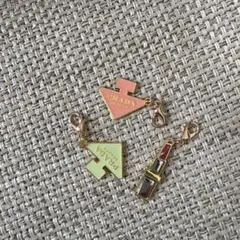 PRADA チャーム 3点セット　ノベルティのサムネイル