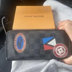 ルイヴィトン ダミエ グラフィット ステッカーズ ジッピーウォレット