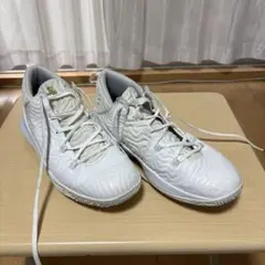 Under Armour スニーカー 新品 ホワイト エスカレートBB - メルカリ