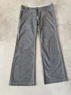 カジュアルパンツ