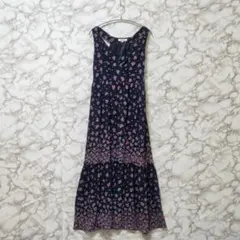 ​【NATURAL BEAUTY BASIC】花柄ワンピース M タグ付 紺