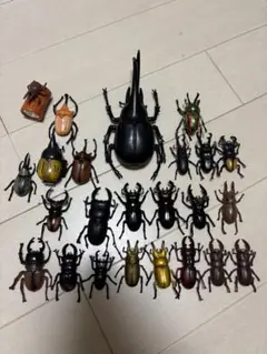 昆虫フィギュア 食玩 カブトムシ クワガタ ムシキングのサムネイル