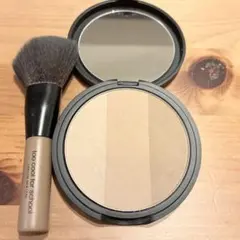 Item thumbnail for item dff85b36-b867-4ba3-8726-6565aee7504f