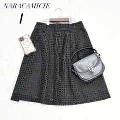 ナラカミーチェ/カットワークレースフレアスカートタック総柄ブラック系美品☘️のサムネイル