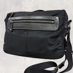 agnes b. VOYAGE ショルダーバッグ ナイロン レザー 黒 ロゴ型押