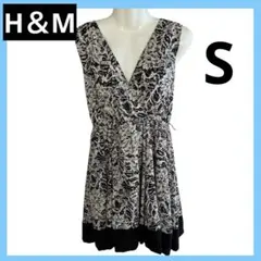 美品 エイチアンドエム 膝丈ワンピース フレアスカート S 花柄 透け感なし