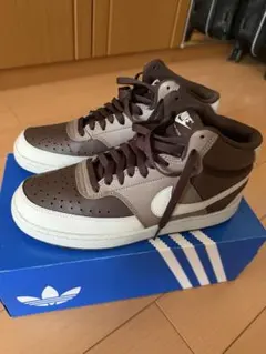 Nike ハイカットスニーカー ブラウン