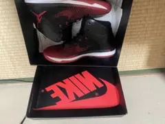 AIR JORDAN XXXI レッド/ブラック ハイカットスニーカー