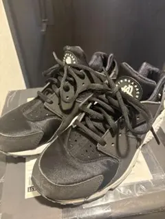 Nike Air Huarache ブラック スニーカー