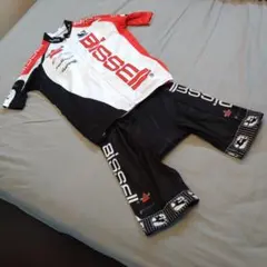 最後特別価格！早い者勝ち！Bissell ビブタイツ上下セットのサムネイル