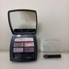 CHANEL アイシャドウパレット　ライト
