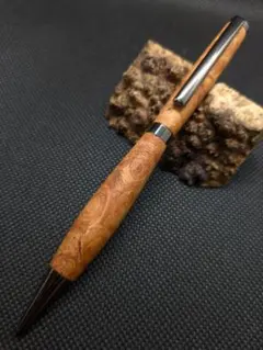 花梨瘤 回転式ボールペン 黒金具のサムネイル