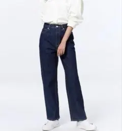 GU　ハイウエストストレートジーンズ　ブルー