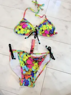 フラワープリント セパレート水着 flower カラフル フリル付き 9M
