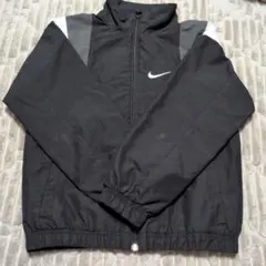 キッズ　ナイキ　ジャンパー　アウター　130センチ