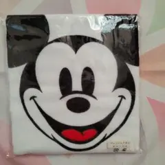 【東京ディズニーランド】ミッキー　タオル　モノクロ