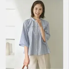 限界値下げ】Grace edit フラワープリント刺繍ブラウス ブルーホワイト 