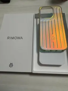 ⭐︎RIMOWA リモワ　イリディセント　iPhone15Pro用ケース　オーロラ