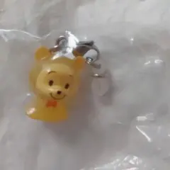 ディズニー ガチャ めじるしチャーム くまのプーさん